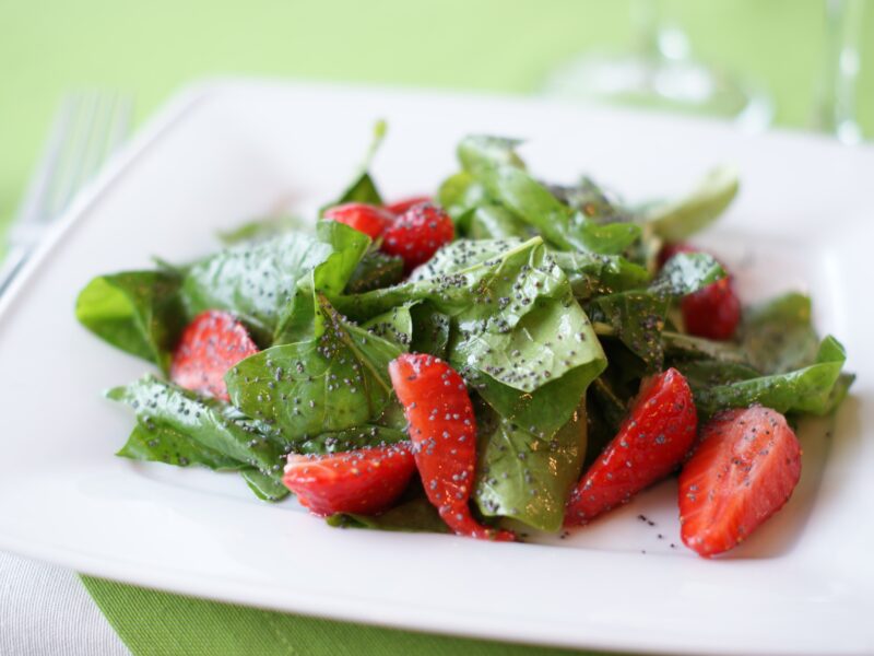 A Quick & Easy Delicious Summer Salad